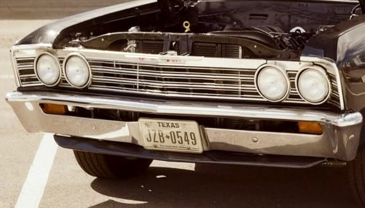 Front grille and quad headlights of the C3 Chevelle